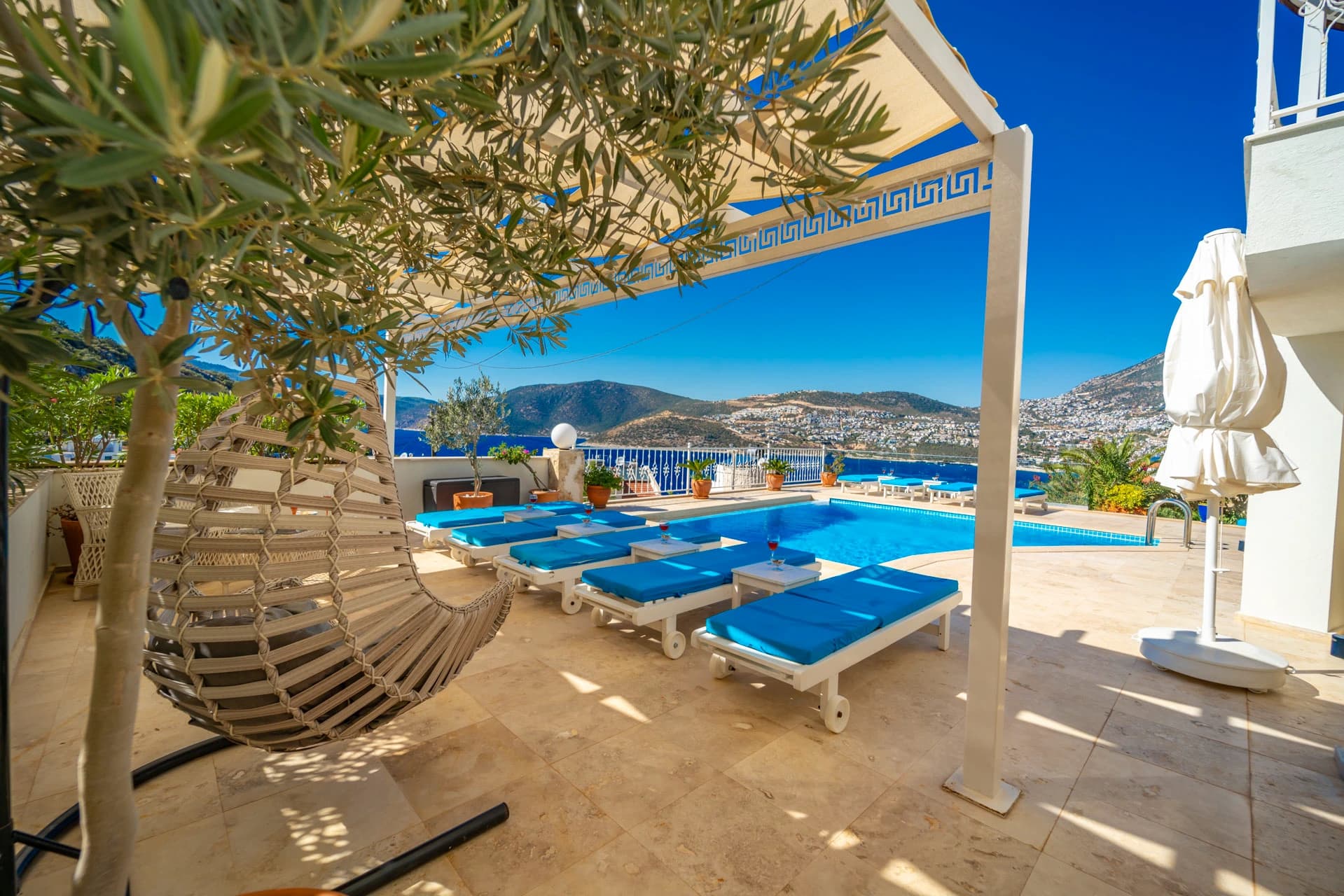 Villa mit Meerblick und Privatpool im Kalkan Kışla Viertel