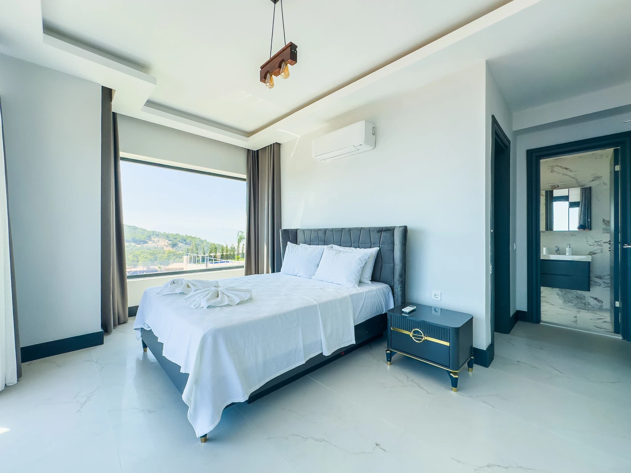 Schlafzimmer 2