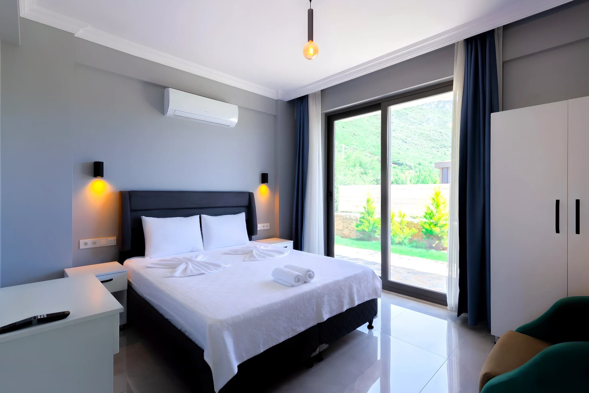 Schlafzimmer 2