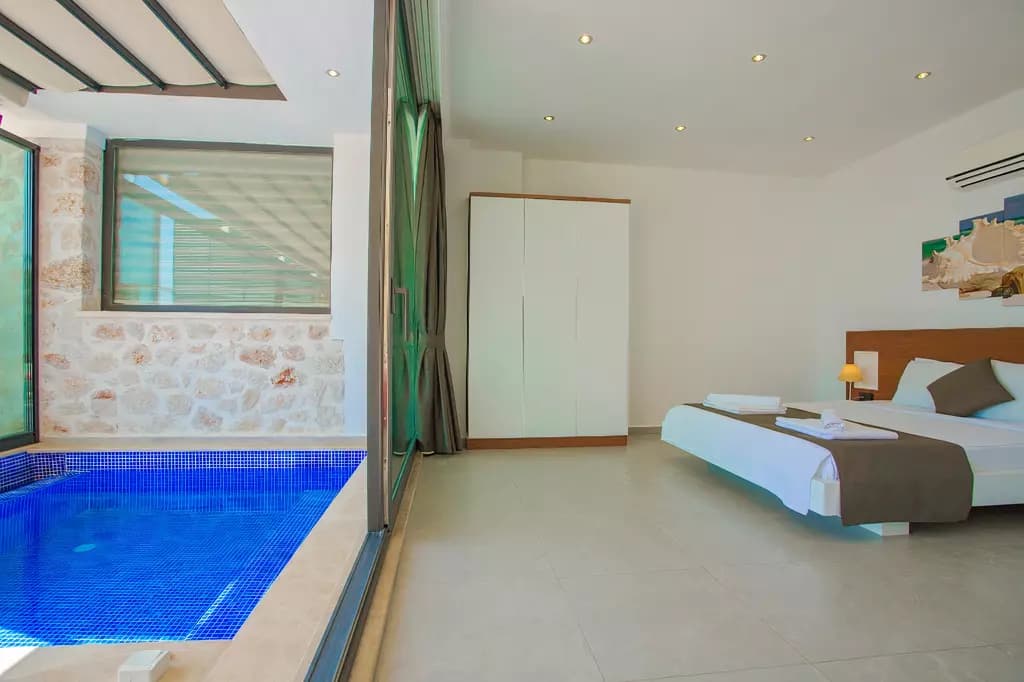 Schlafzimmer 1