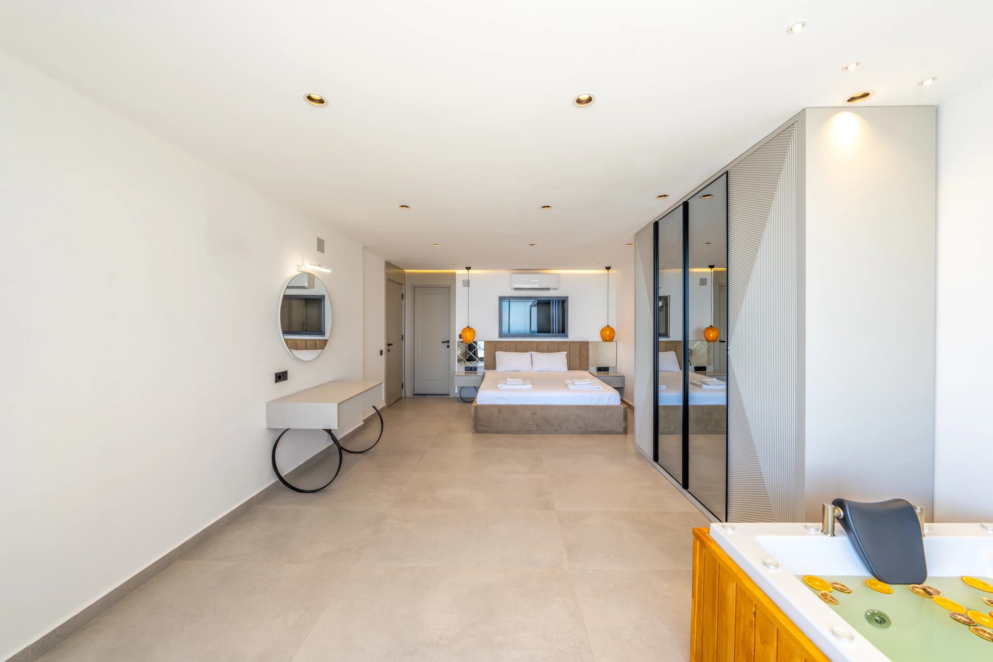 Schlafzimmer 2