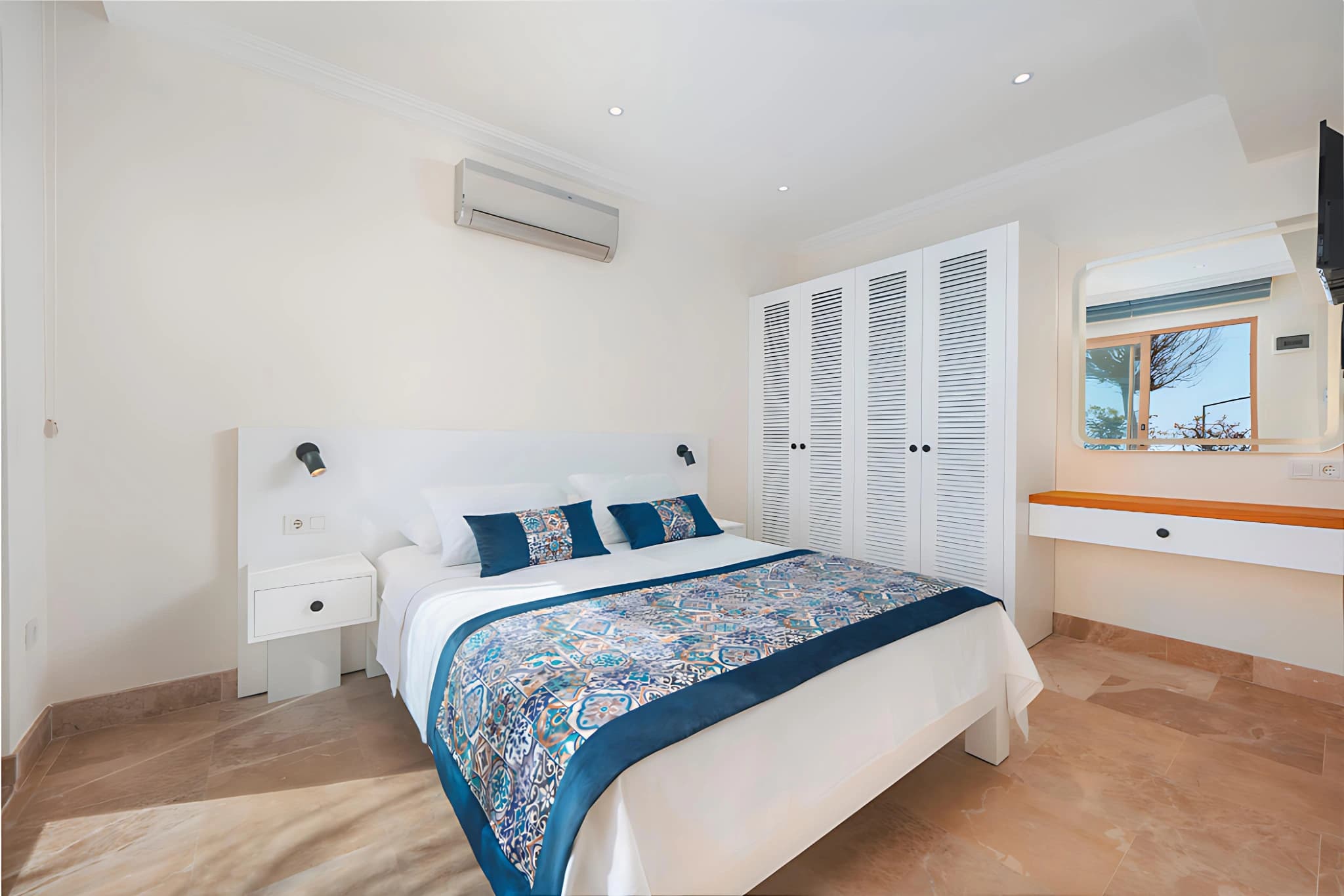 Schlafzimmer 2