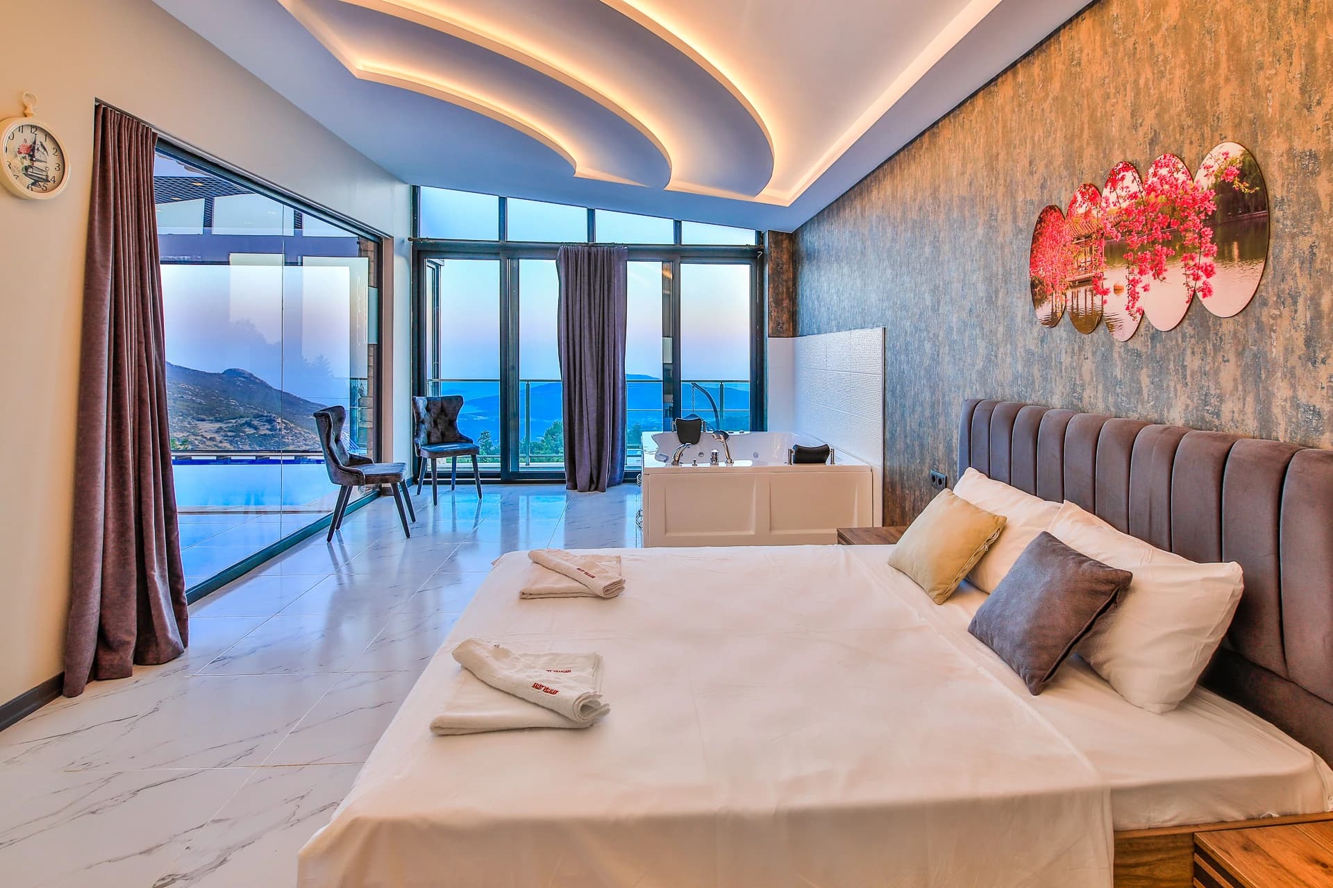 Schlafzimmer 1