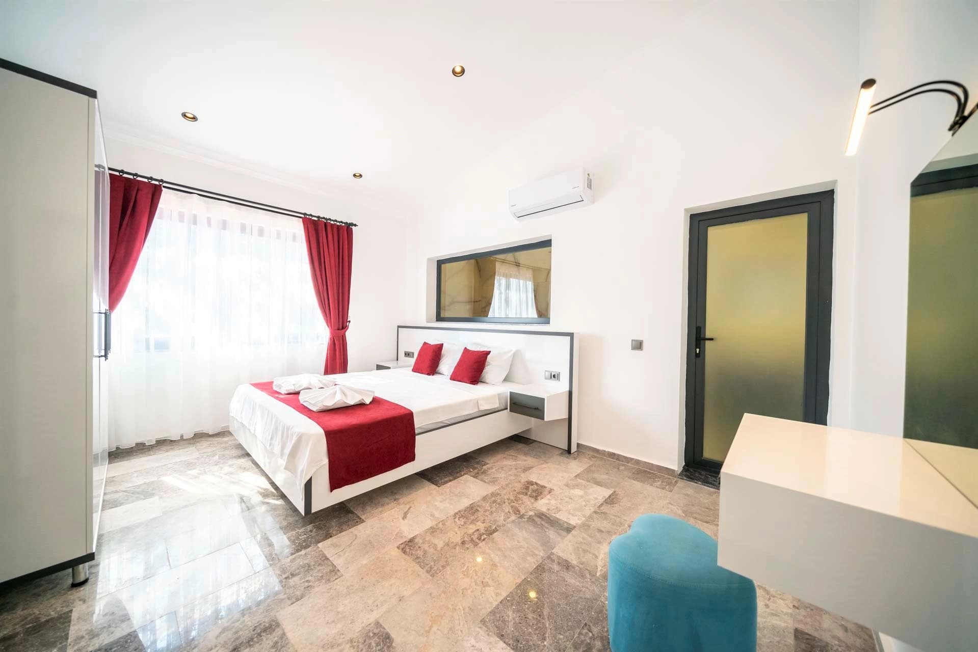 Schlafzimmer 2