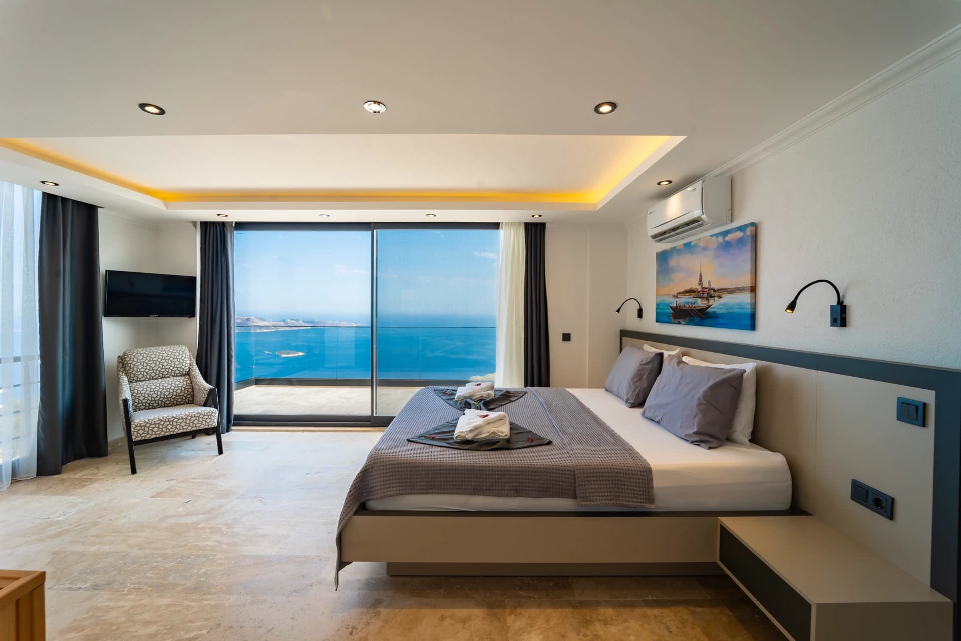 Schlafzimmer 1