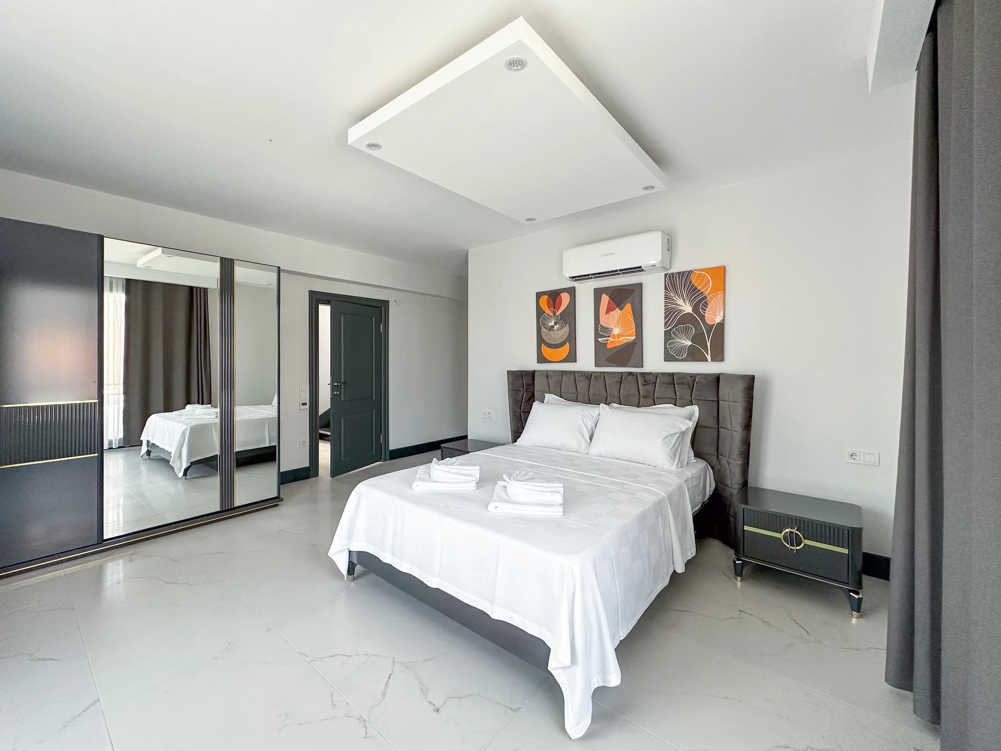 Schlafzimmer 2