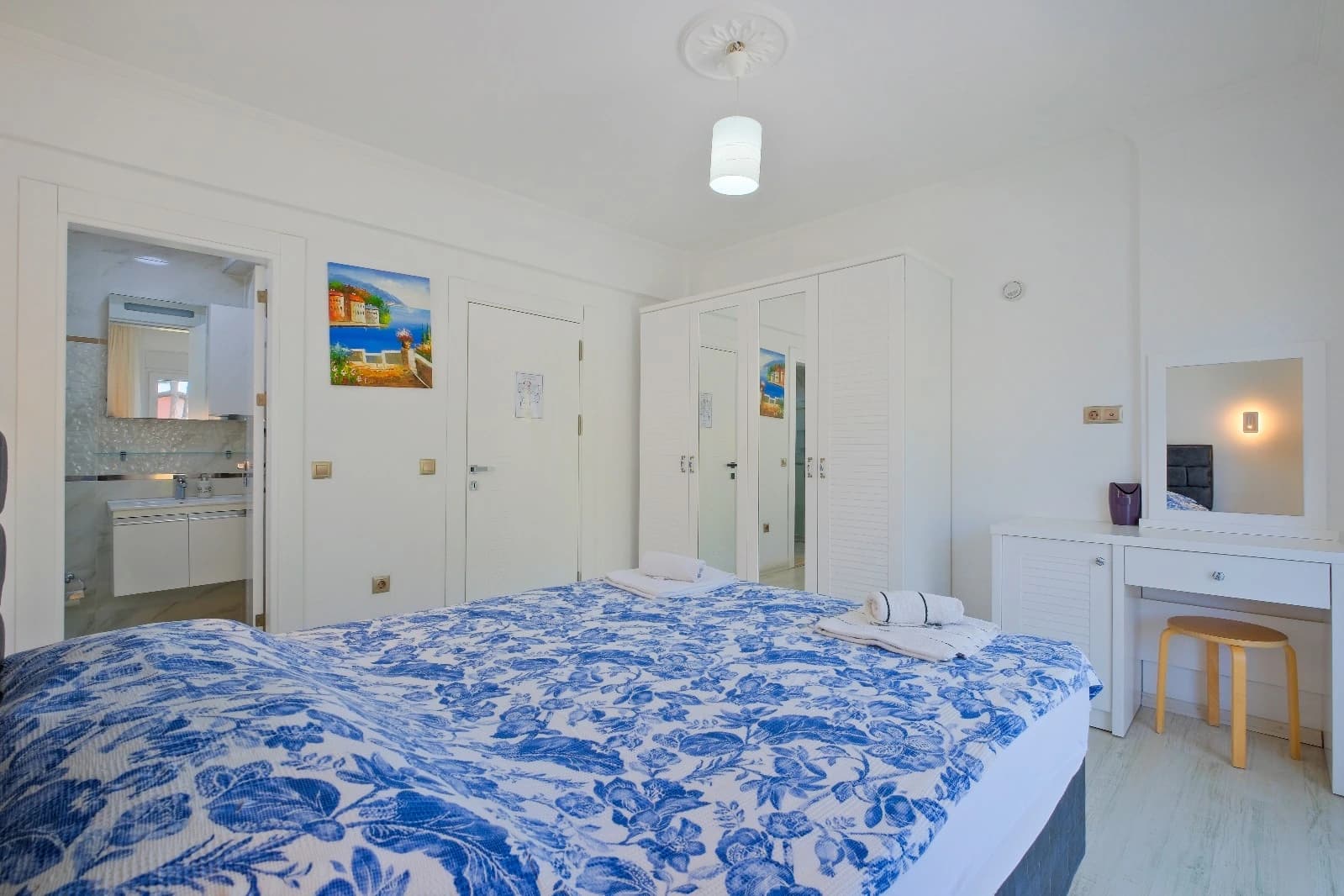 Schlafzimmer 2