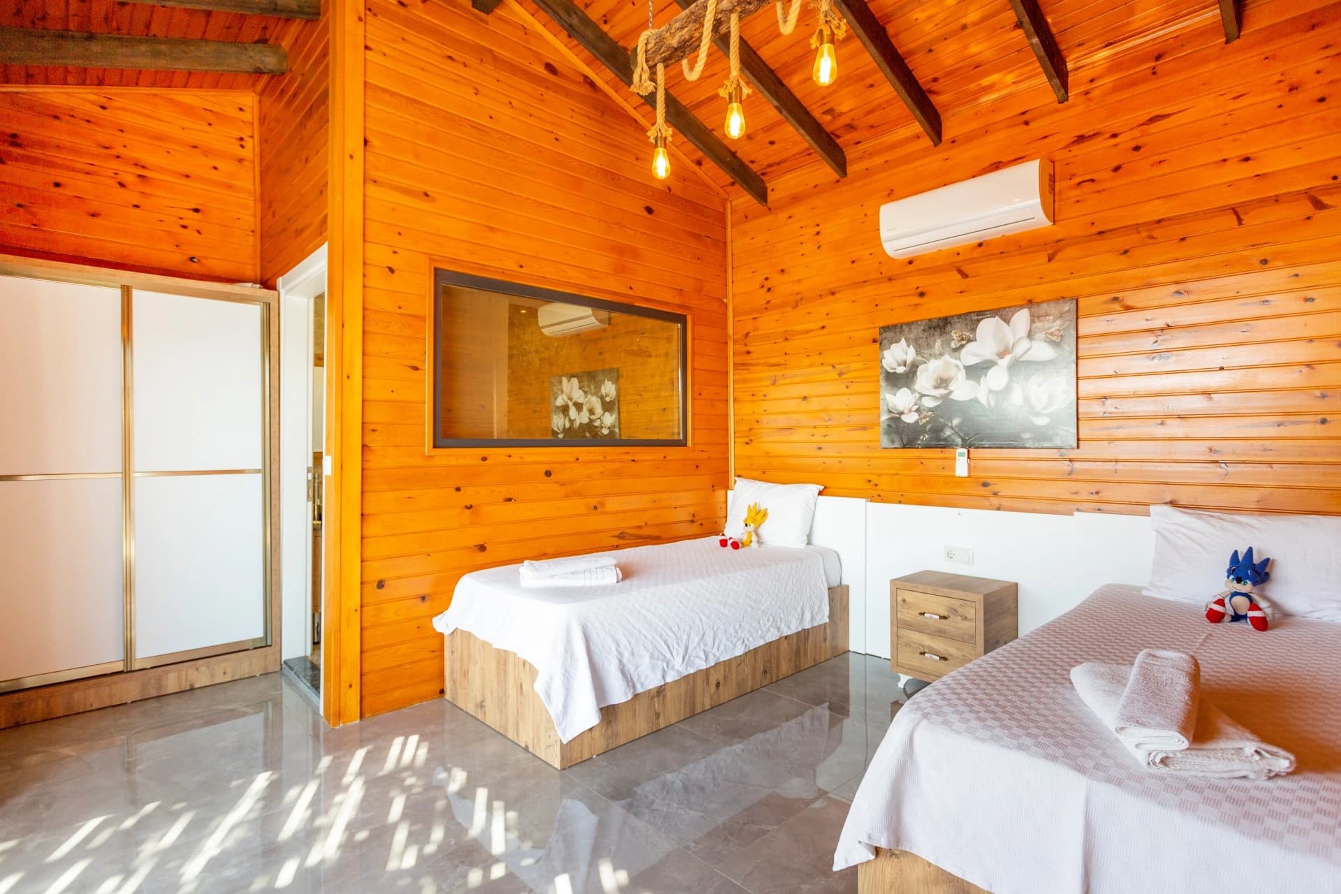 Schlafzimmer 2