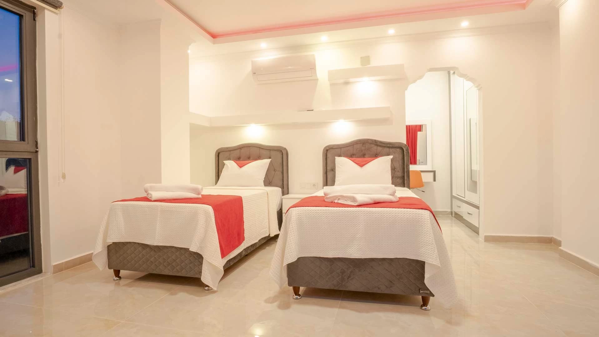 Schlafzimmer 2