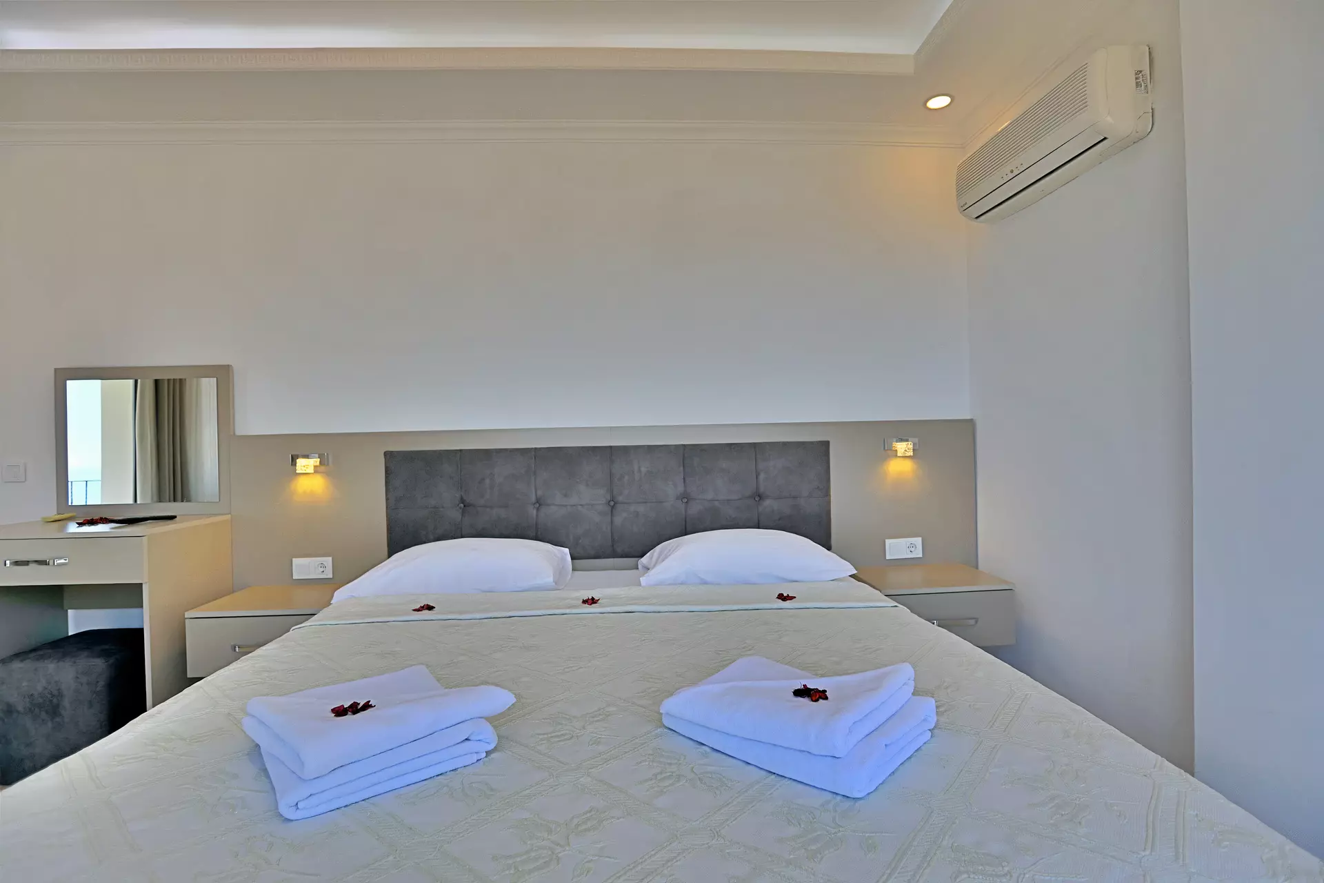 Schlafzimmer 2